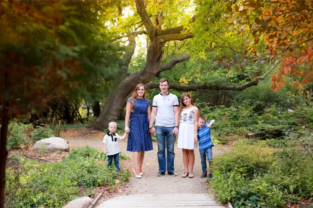 family standing fall path