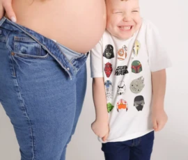 maternity belly photo with toddler scaled 1 maternity belly photo with toddler scaled 1